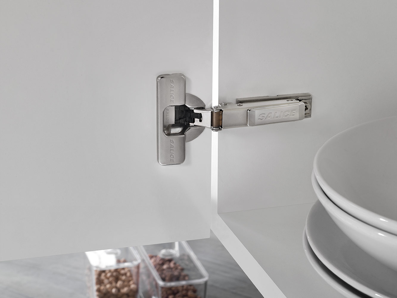 Salice Silentia Plus Series 700 110-Opening Full Overlay Rapido Mount Hinge Nickel - Image 2