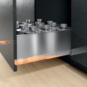 Blum LEGRABOX 16″ 88 lb Cabinet Member Set – 6/Box